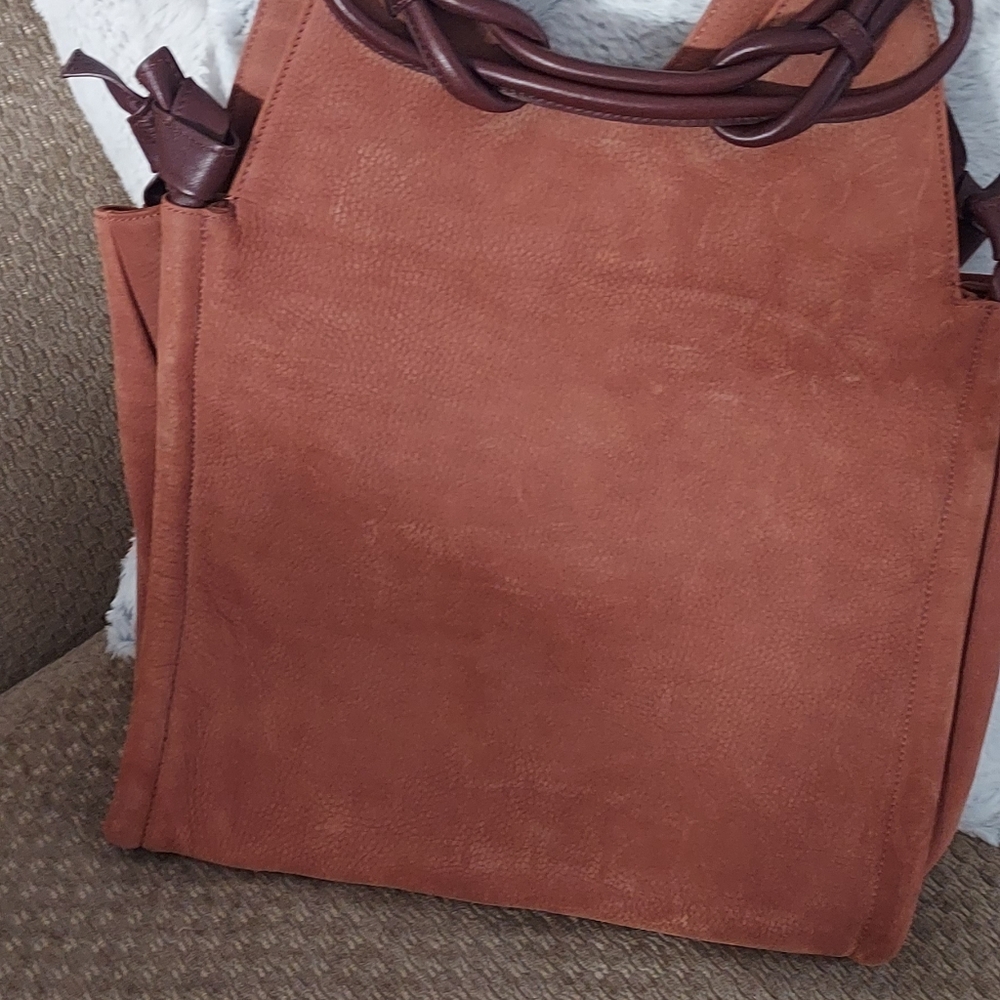 Beautiful Suede and Leather Sac Bag